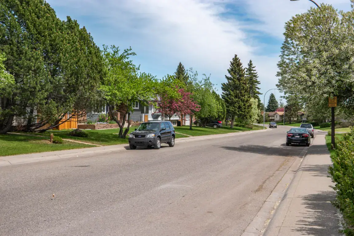 Pineridge community in Calgary